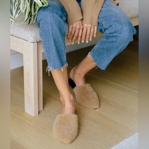JENNI KAYNE Shearling Mule, Size US 5/35